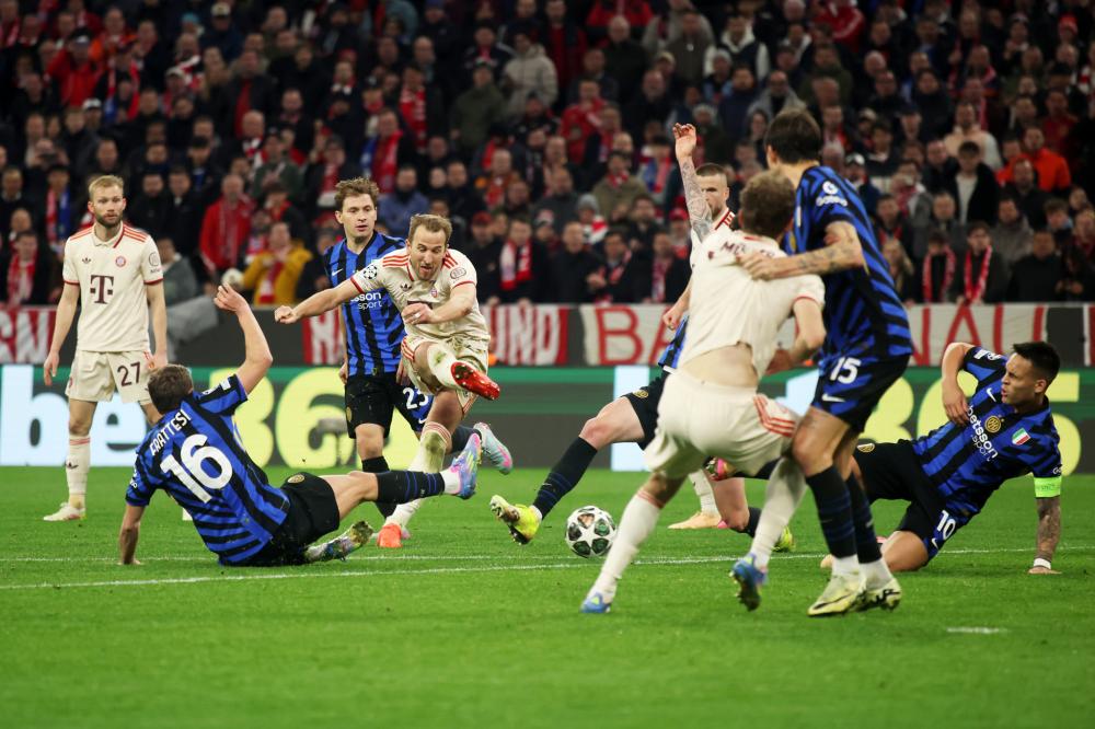 亚冠刺激夜！C罗争冠劲敌2-2，28岁英格兰国脚梅.